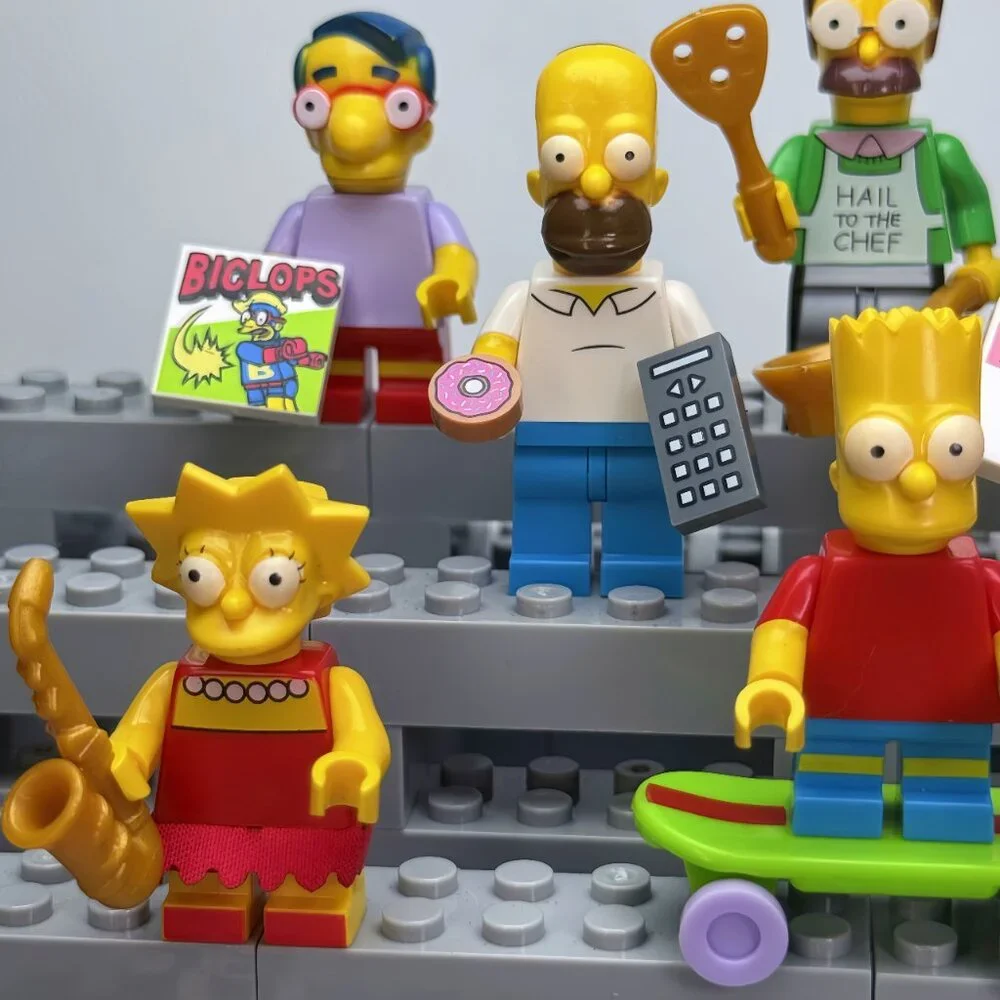 The Simpsons Custom Minifigure Set – Homer, Marge, Bart, Lisa, Maggie(8pcs) - Picture 3 of 6